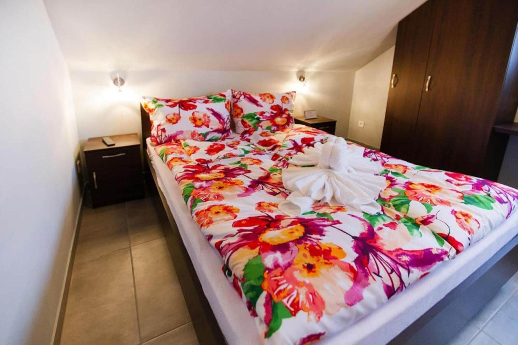 Comfortable Premium Class Apartment Shared Swimming Pool Gaski Bagian luar foto
